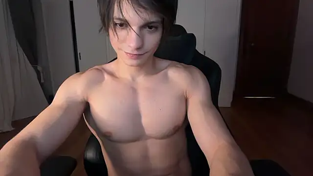 Snapshot of SasukeUhchiaa chatting on 12/14/25, 02:39 SasukeUhchiaa online show from 12/14/25, 02:39