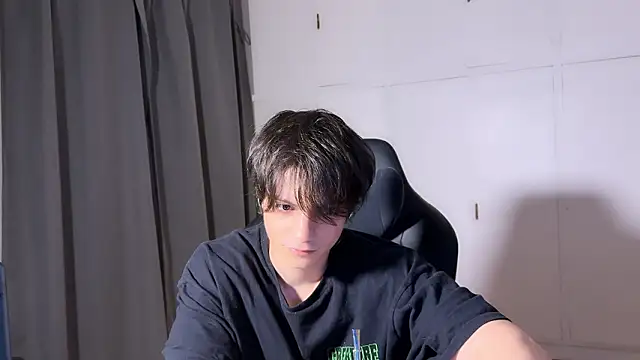 SasukeUhchiaa online show from 02/20/26, 06:37