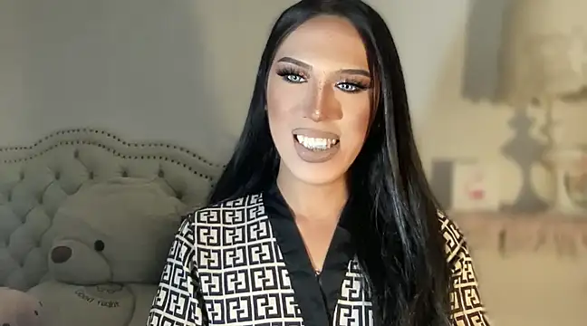 Ts glamxxxx online show from 03/07/25, 04:44