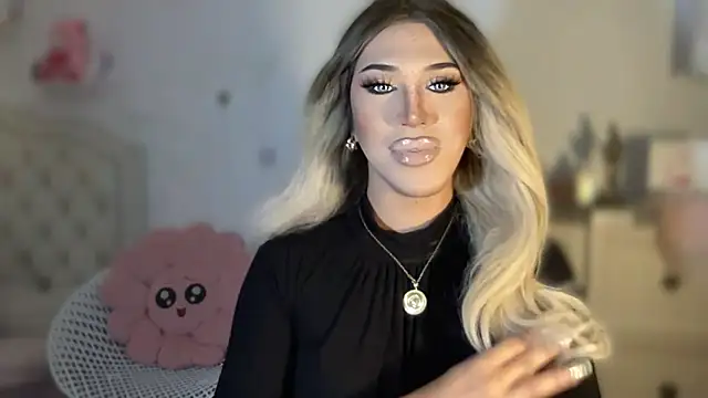 Ts glamxxxx online show from 09/09/25, 11:48