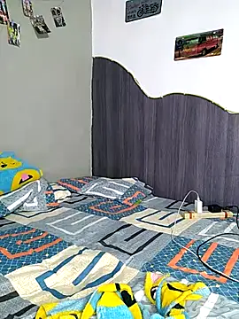 Little Naughty Nicole online show from 04/10/26, 05:56