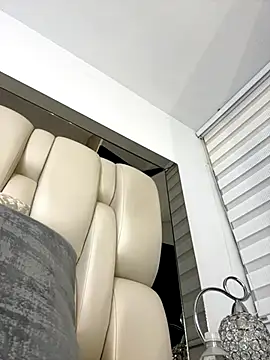 ALISSON FOXXX1 online show from 10/08/25, 09:56