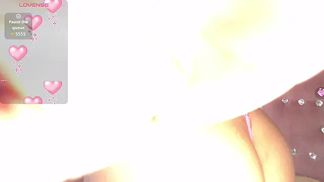 Snapshot of slutty_hotwife chatting on 03/12/26, 08:20 slutty hotwife online show from 03/12/26, 08:20