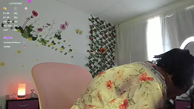 Snapshot of cailynhot chatting on 02/02/25, 03:28 cailynhot online show from 02/02/25, 03:28
