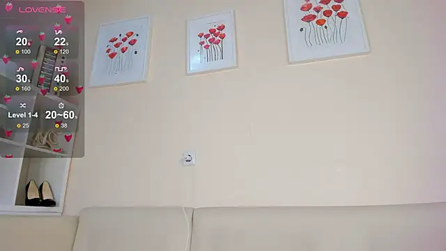 rosa mariposa  online show from 03/04/25, 09:11