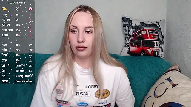 Snapshot of Monika_bae chatting on 09/25/25, 11:58 Monika bae online show from 09/25/25, 11:58