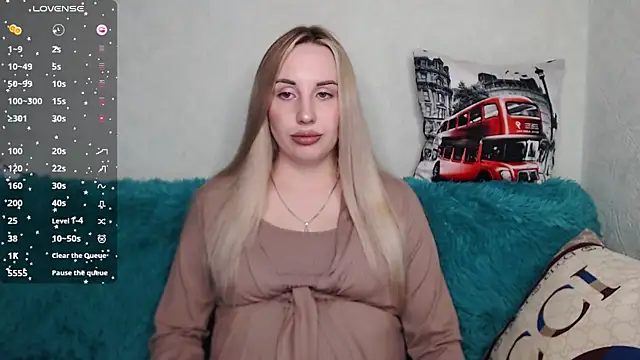 Snapshot of Monika_bae chatting on 10/04/25, 12:14 Monika bae online show from 10/04/25, 12:14