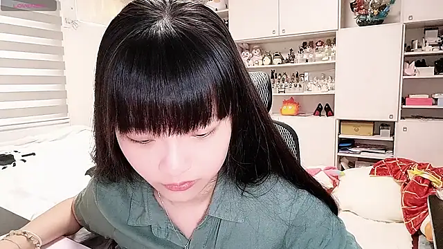 Snapshot of 87wawa chatting on 10/28/25, 07:23 87wawa online show from 10/28/25, 07:23