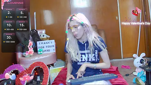 Skinygirl online show from 12/05/24, 12:30