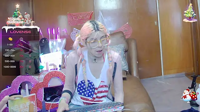 Skinygirl online show from 02/20/25, 01:03