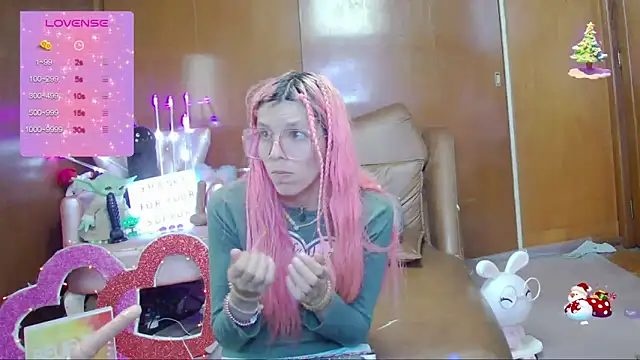 Skinygirl online show from 09/25/25, 01:42