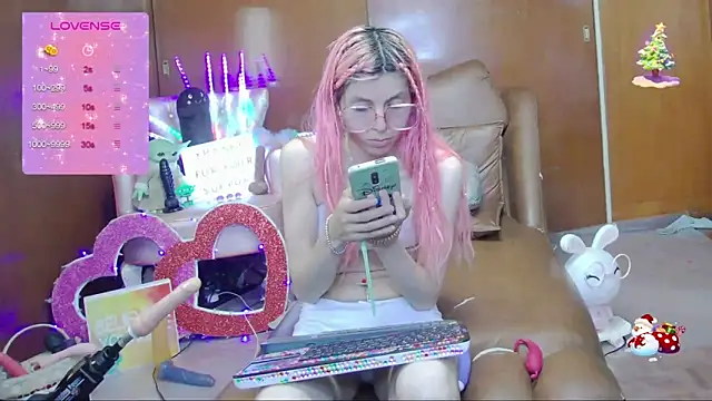 Skinygirl online show from 09/27/25, 12:59