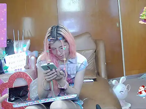 Skinygirl online show from 10/21/25, 01:06