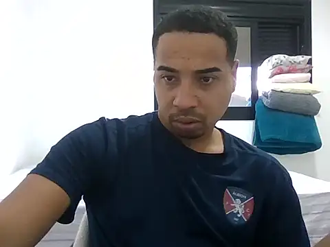 Juninho10c online show from 11/01/25, 04:31