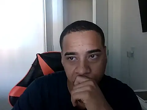 Juninho10c online show from 11/18/25, 12:20