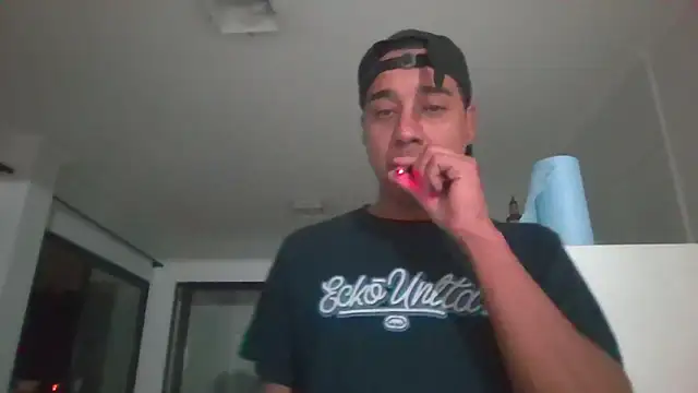 Juninho10c online show from 12/01/25, 04:17