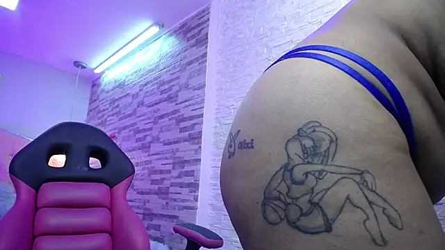 Snapshot of SalmaTits chatting on 12/16/24, 03:11 SalmaTits online show from 12/16/24, 03:11