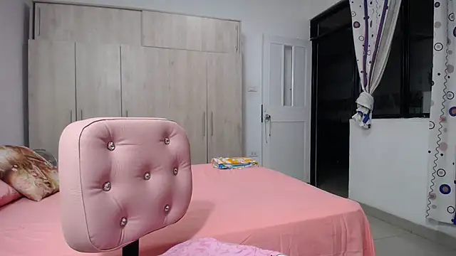 agatfox online show from 02/15/26, 12:14