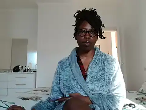 MadamIndigo online show from 02/27/26, 06:35