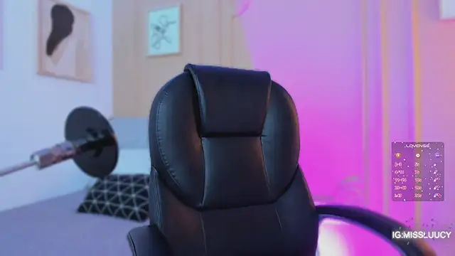 lucy neil online show from 03/25/26, 02:39