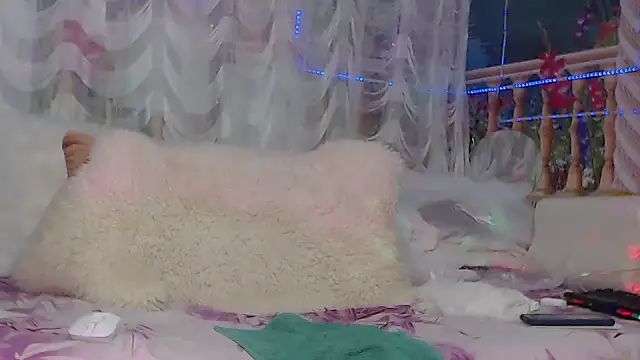 NightOrhideya online show from 02/21/25, 09:02