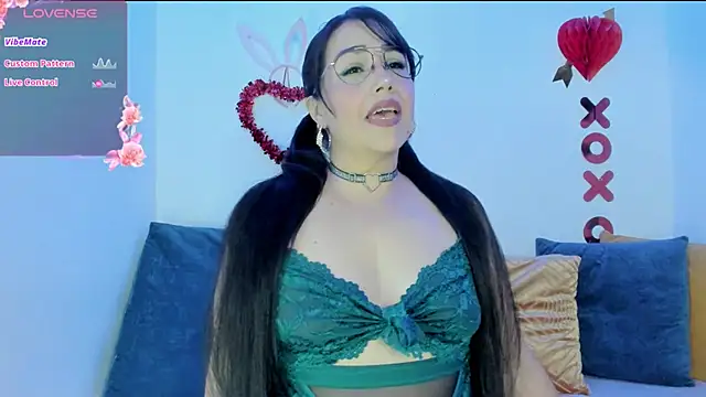 yelenaowens online show from 02/10/25, 01:24