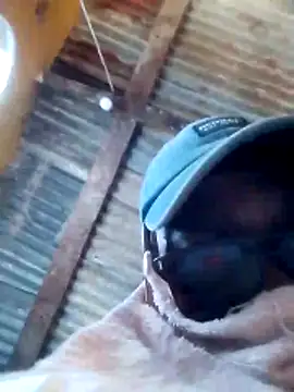 LULE37587001 online show from 12/14/25, 01:49