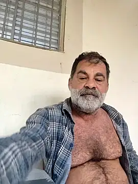 Snapshot of Peludo173317 chatting on 05/12/26, 06:38 Peludo173317 online show from 05/12/26, 06:38
