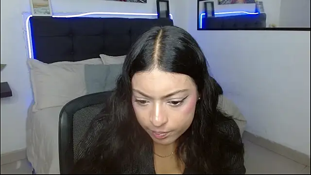 vaness weet online show from 11/29/25, 08:12