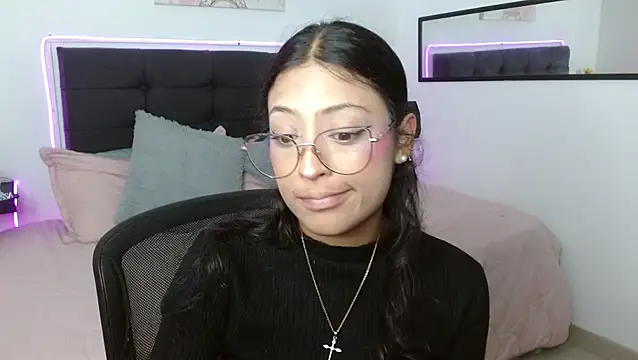 vaness weet online show from 03/08/26, 12:19