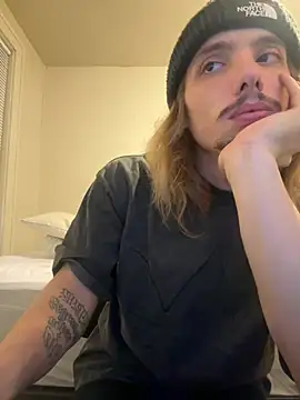 Snapshot of trippyski chatting on 02/09/25, 07:49 trippyski online show from 02/09/25, 07:49