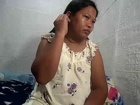 sweethotmom online show from 10/17/25, 09:28