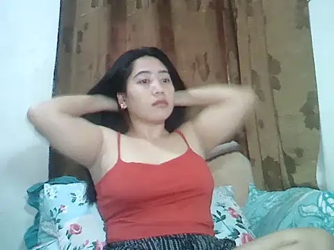 LOVENAYRA1 online show from 02/08/26, 03:10