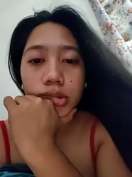 Snapshot of LOVENAYRA1 chatting on 03/27/26, 04:29 LOVENAYRA1 online show from 03/27/26, 04:29