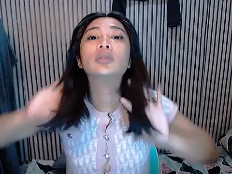 Maria-Moore online show from 10/03/25, 05:26