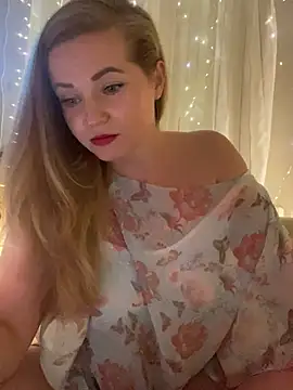 Lady  Maria online show from 12/22/24, 10:36