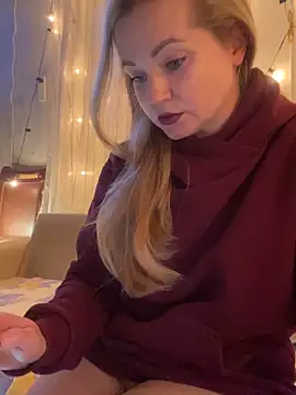 Lady  Maria online show from 02/11/25, 03:40