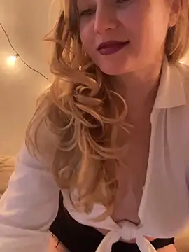 Lady  Maria online show from 02/22/25, 07:25