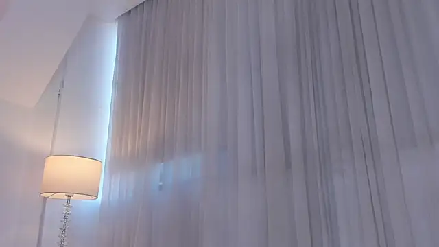 Emma Torres   online show from 02/11/26, 12:10