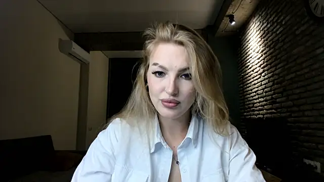 fifteenpoem online show from 05/25/26, 05:24