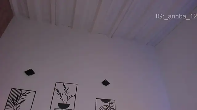 Snapshot of annie_barozzi chatting on 04/04/26, 09:45 annie barozzi online show from 04/04/26, 09:45