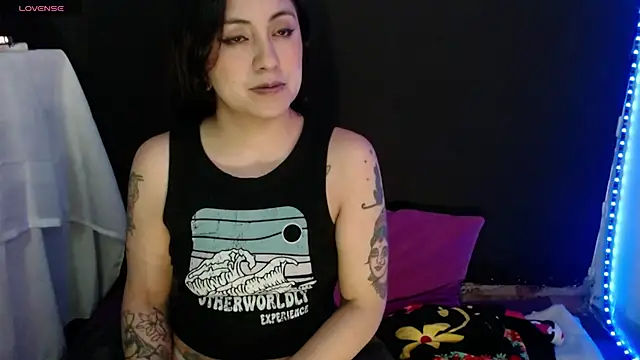 Snapshot of AbsentaVert chatting on 01/14/26, 12:27 AbsentaVert online show from 01/14/26, 12:27