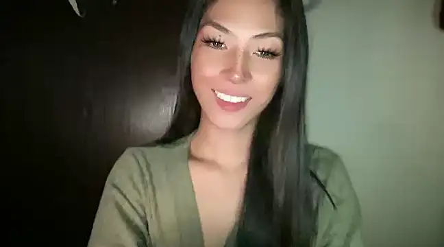 Snapshot of Bella_Gordon chatting on 01/27/25, 07:03 Bella Gordon online show from 01/27/25, 07:03