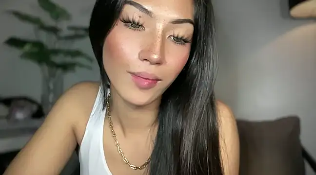 Snapshot of Bella_Gordon chatting on 02/14/25, 09:03 Bella Gordon online show from 02/14/25, 09:03