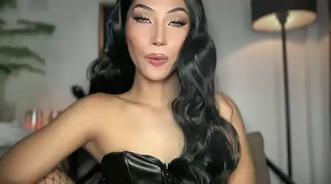 Snapshot of Bella_Gordon chatting on 02/15/25, 03:20 Bella Gordon online show from 02/15/25, 03:20