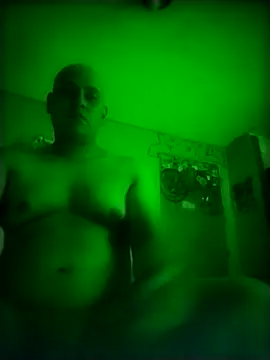 Snapshot of moraaaa1 chatting on 04/06/26, 05:41 moraaaa1 online show from 04/06/26, 05:41