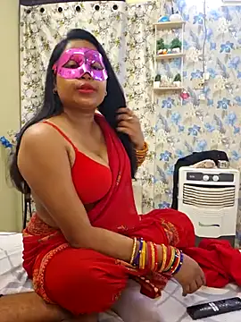Snapshot of Queen_Anushka69 chatting on 02/08/25, 05:18 Queen Anushka69 online show from 02/08/25, 05:18