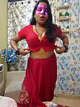 Snapshot of Queen_Anushka69 chatting on 02/15/25, 06:44 Queen Anushka69 online show from 02/15/25, 06:44