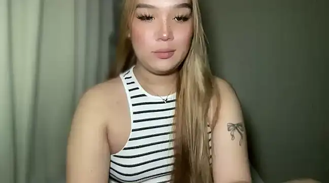 Snapshot of MissCataleyaxxx chatting on 01/25/25, 12:48 MissCataleyaxxx online show from 01/25/25, 12:48