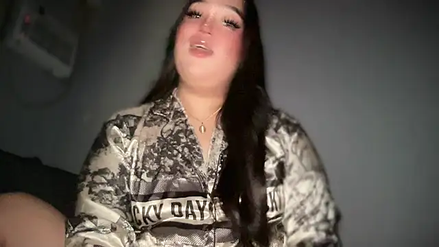 Snapshot of MissCataleyaxxx chatting on 01/09/26, 05:04 MissCataleyaxxx online show from 01/09/26, 05:04